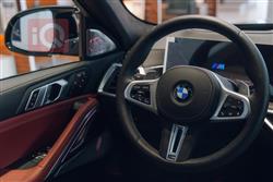 بی ئێم دەبڵیو X6